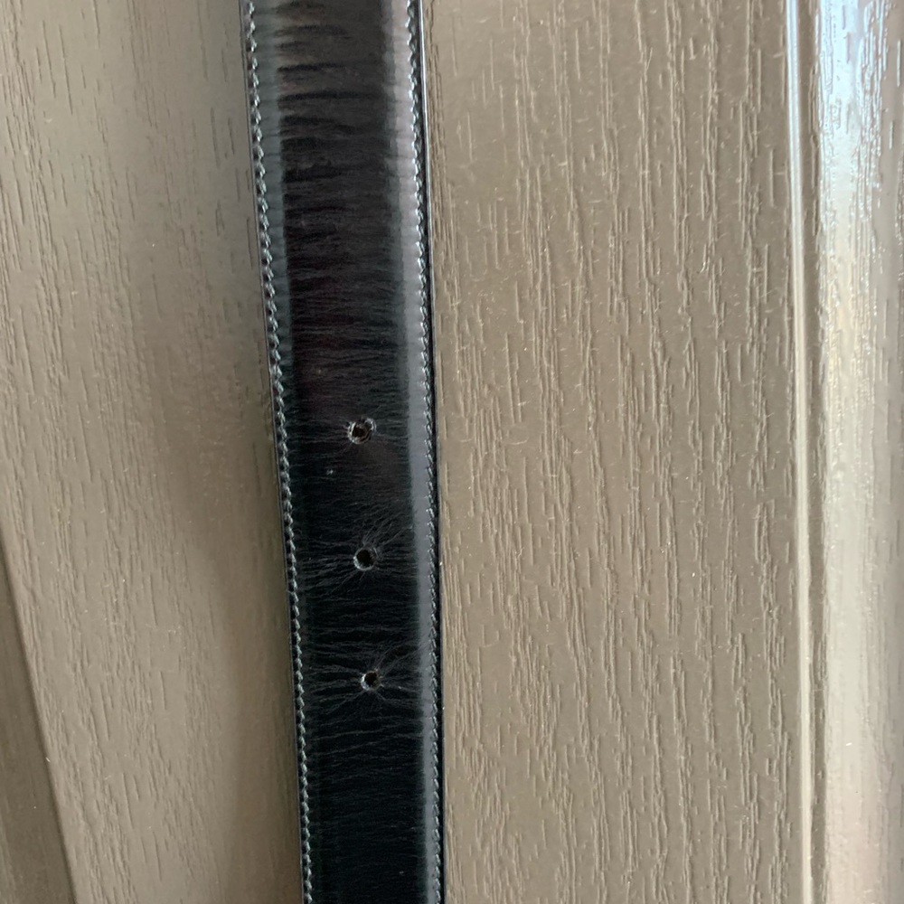 𝓖𝓤𝓤𝓒𝓘 belt with gold hardware - Picture 4 of 14